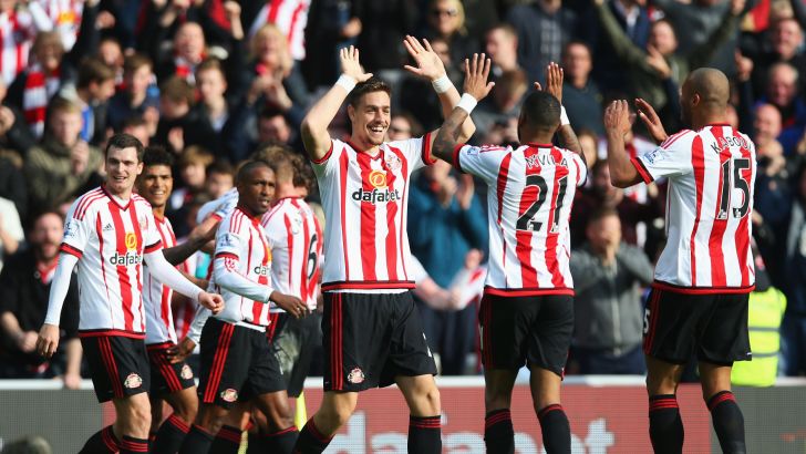 ג'ונס ושחקני סנדרלנד חוגגים עליונות בדרבי