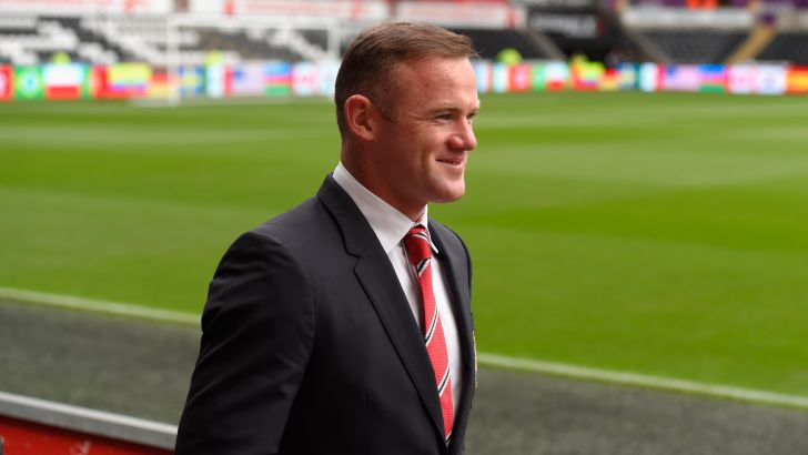 רוני. יש כסף לחליפות