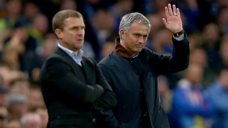 מוריניו. לא התרגש ככה כשזכה בתארים