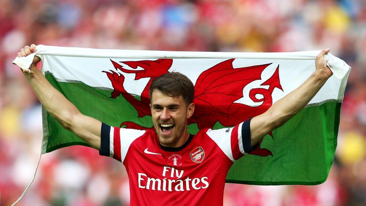 ארון רמזי. יעזוב לספרד?