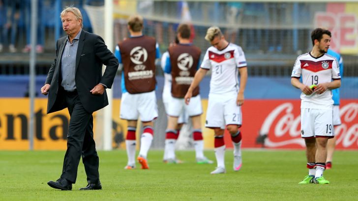 רובש וחניכיו מאוכזבים אחרי התבוסה