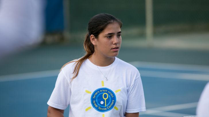 אשכנזי. מקווה להביא הרבה כבוד