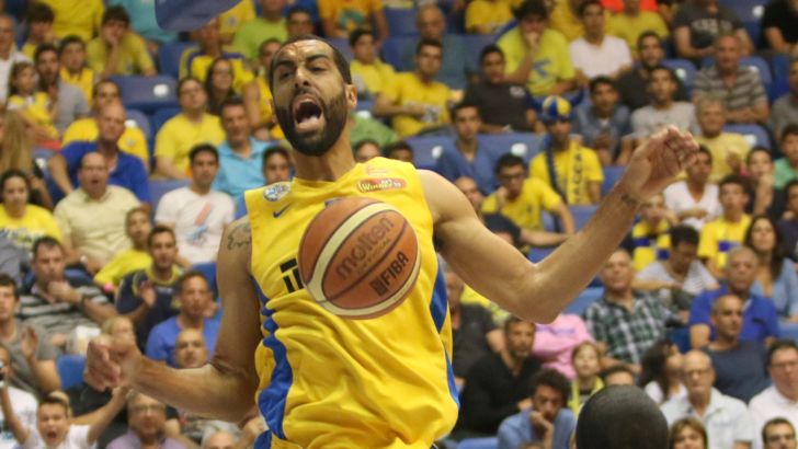 רנדל. טיול בדרך לגמר?