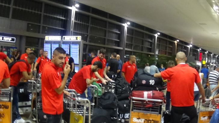 קטמון בשדה התעופה. 10 ימים בפולין