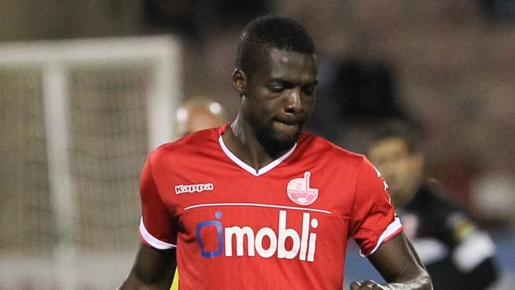 אוגו. איחר לאימון