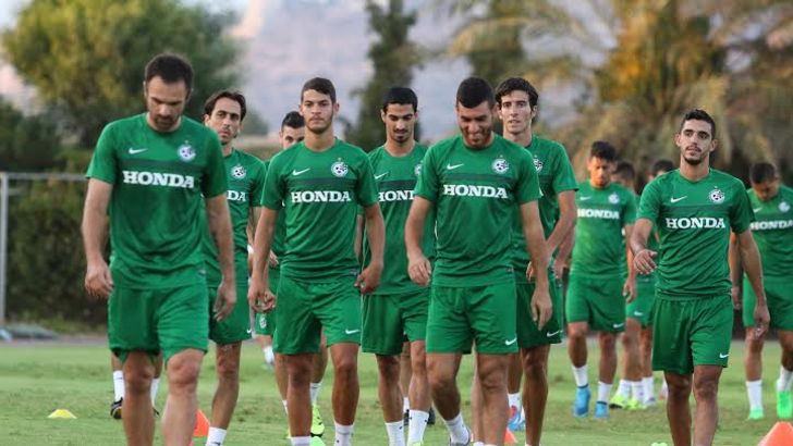 שחקני מכבי חיפה הערב באימון