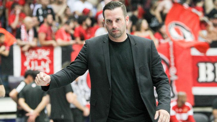 אלון. בינתיים