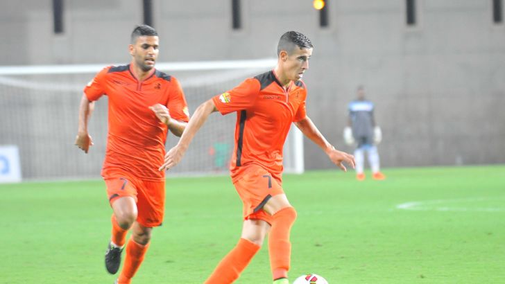 חזיזה (מימין). מאור מליקסון הבא