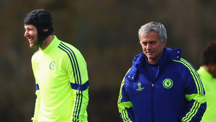 צ'ך ומוריניו. המעבר שלו יסכן את עתיד המיוחד?