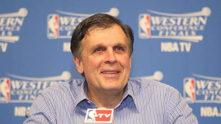 מקהייל. ינסה להמנע מהדחה.