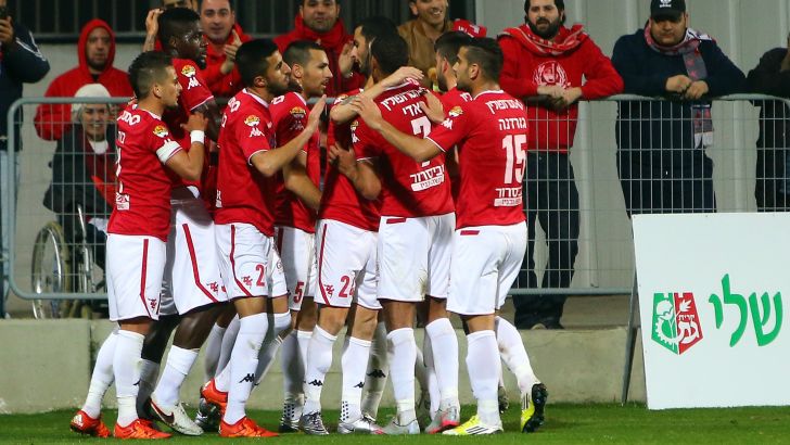 שחקני בש מסמנים ניצחון לא מרשים