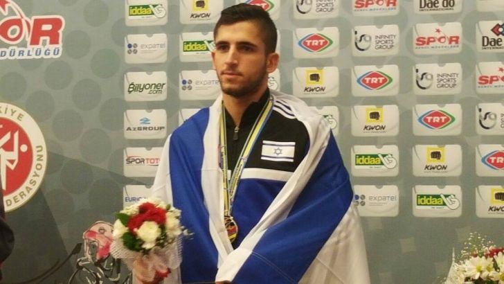 אטיאט. זכה במדליית הזהב