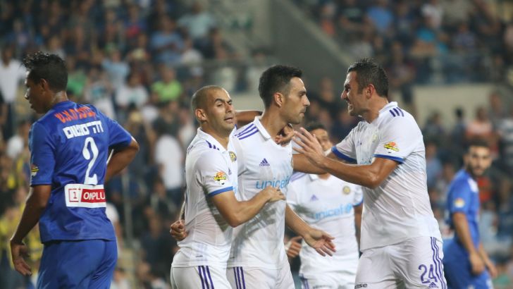 מכבי תא חוגגת ניצחון במושבה