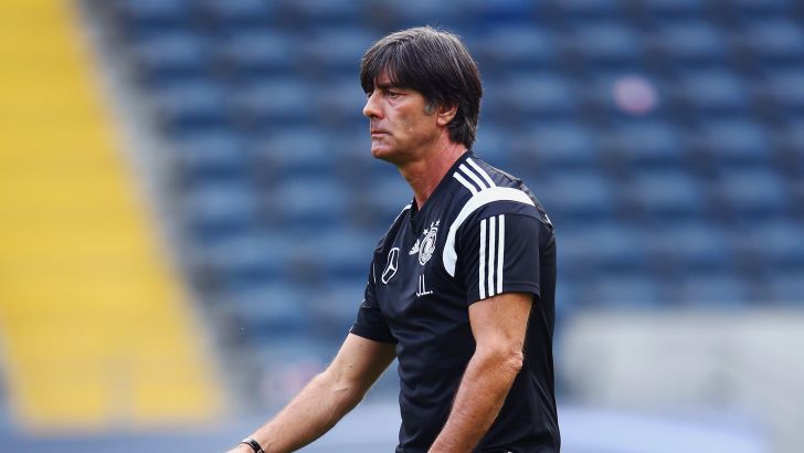 יוגי לב. מרוויח מהפרמיירליג