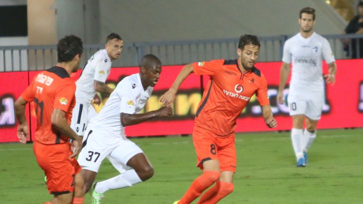 בלדוט. לא ידע על ציון הדרך בקריירה