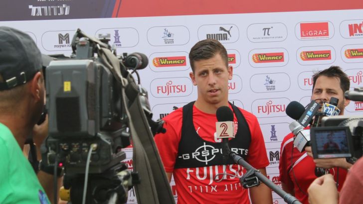 רייכרט. איך יקבלו אותו בשער 11?