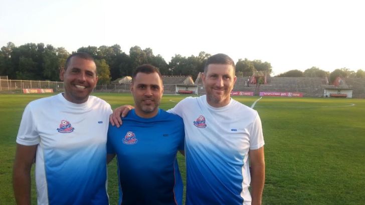 בנין והצוות באימון הבכורה לעונה