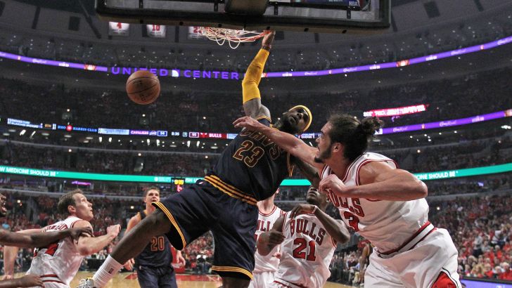 ג'יימס ונואה. הסכסוך התחיל ב-2009