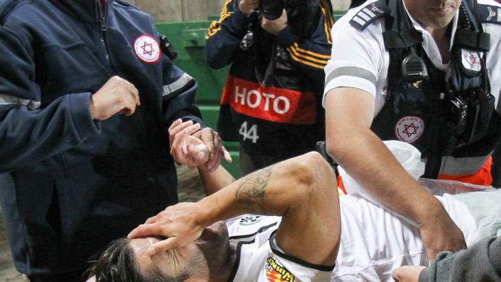 פאס נאנק מכאבים. יזדקק לניתוח?