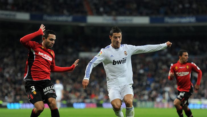 ז'ואאו ויקטור שומר על רונאלדו. יחליף את דרינצ'יץ'?