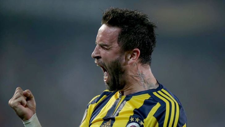 מקדמה רצינית לגומלין. גונול חוגג בישול