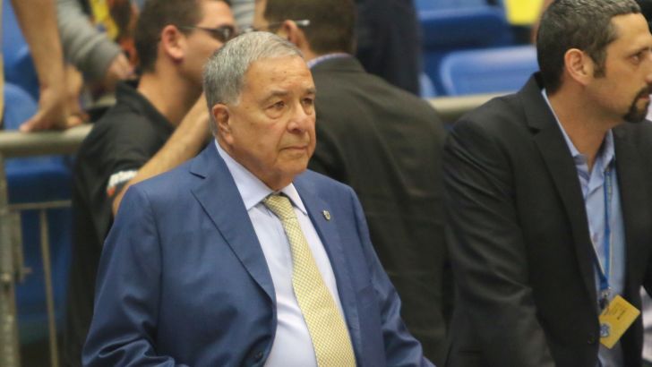 מזרחי. מגנה את המקרה