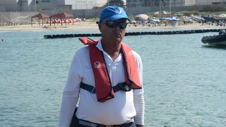 אמיר. הם הולכים למדינות האלה רק בגלל הכסף