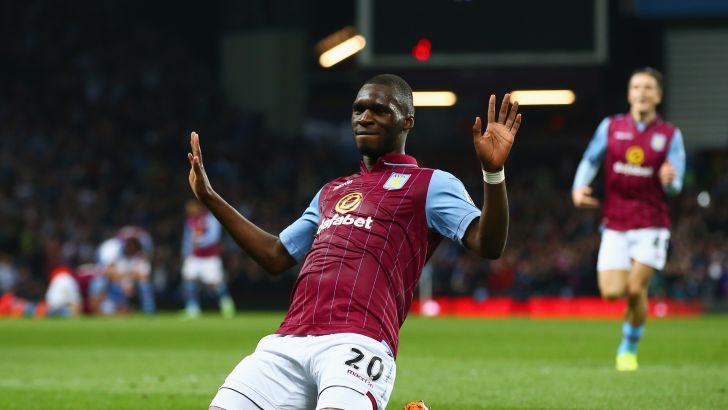 בנטקה חוגג במדי וילה. שרווד מוכן למכור אותו