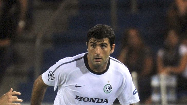 דבאלישווילי. עוקב אחרי כל המשחקים כמעט