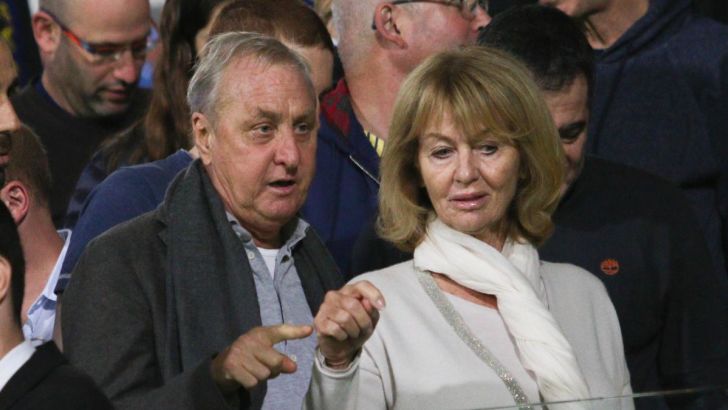 התרשם מההצגה בבלומפילד. קרויף