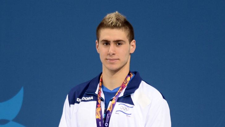 חינוואי. ההורים הבחינו בכישרון