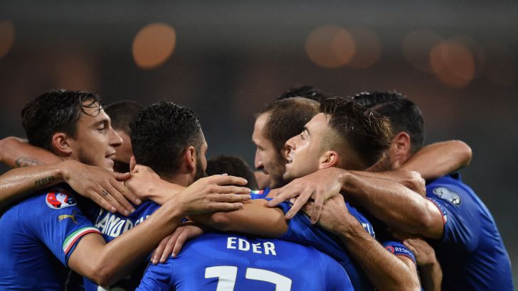 איטליה חוגגת העפלה ליורו 2016