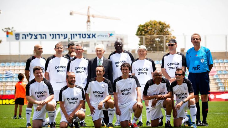 משתתפי הטורניר בצילום משותף