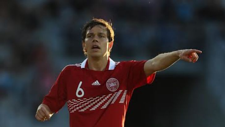 אלבק. חתם לבסוף בגטבורג