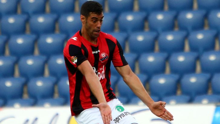 ארבייטמן. עשה תנועה לעבר האוהדים