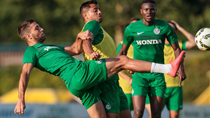 ניצחון קליל ומשכנע בפתיחת המחנה