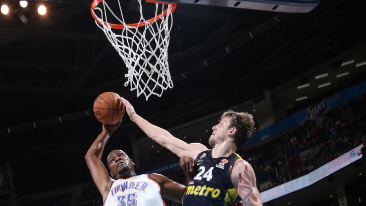 דוראנט דורס את ווסלי