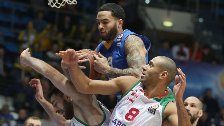 14 נקודות בתצוגה הרוסית. האניקאט