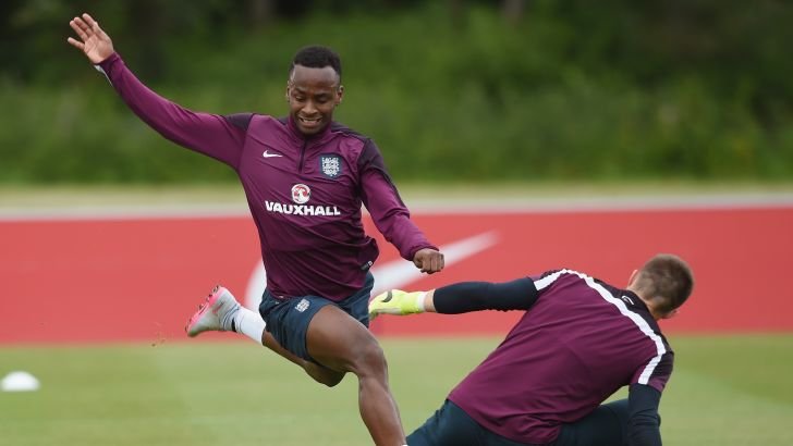 ברהינו. לאנגליה יש שלושה כוכבי פרמיירליג