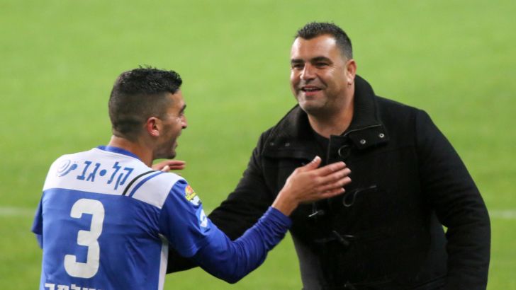 קורצקי. מתכנן שינויים בהרכב