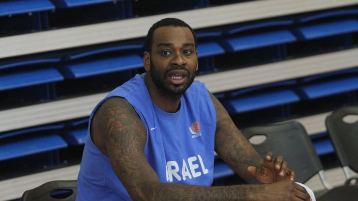 פישר. מעוניין לחזור לשחק בארץ