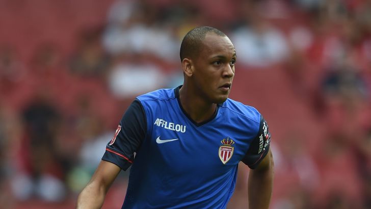 פאביניו. יגיע רק בינואר 2016