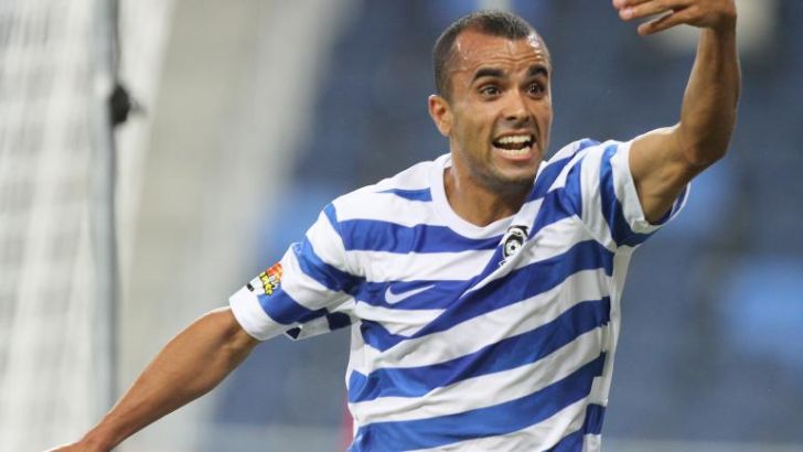 אבו ענזה. ניסיון רב בלאומית