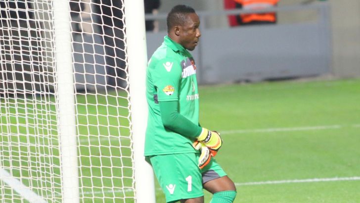 איינוגבה. יורד דרומה