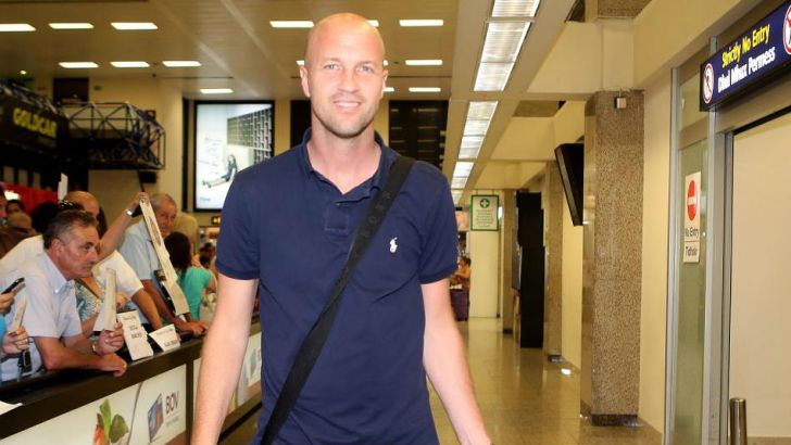 קרויף בשדה התעופה