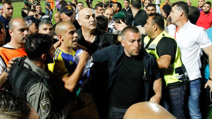 בן חיים במוקד במהומה