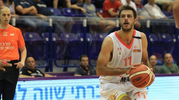 בן שימול והאלופה שבים הביתה