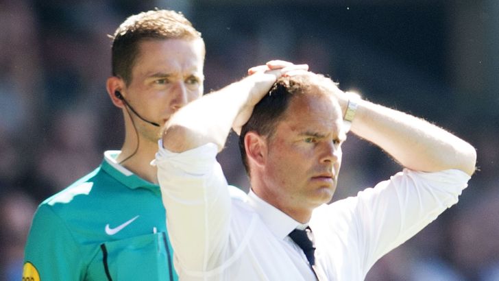 דה בור. מאמן מכבי תא על הקווים במקומו?