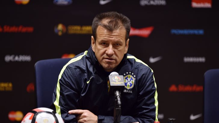 דונגה. איבד את חדר ההלבשה