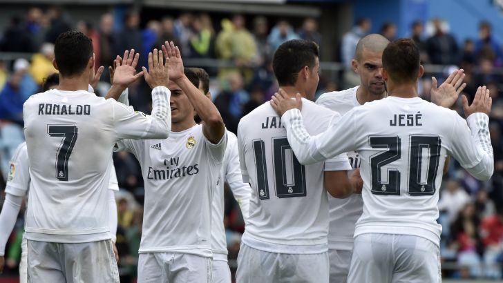 הולכים על הכל